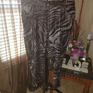 Selene Sport Animal print pants